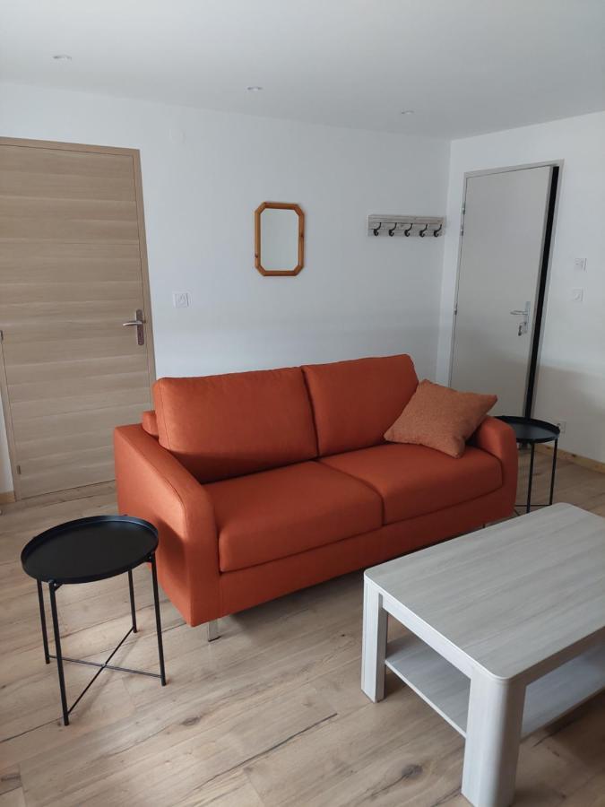 Les Hirondelles Apartment Laquenexy Exterior photo